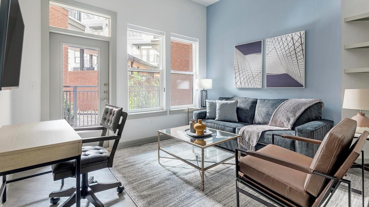 Photo of Livingroom in MLK