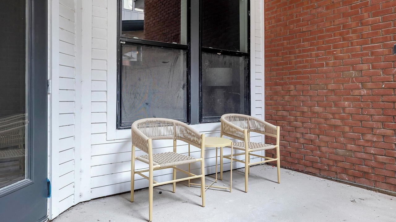Photo of Patio Balcony in MLK