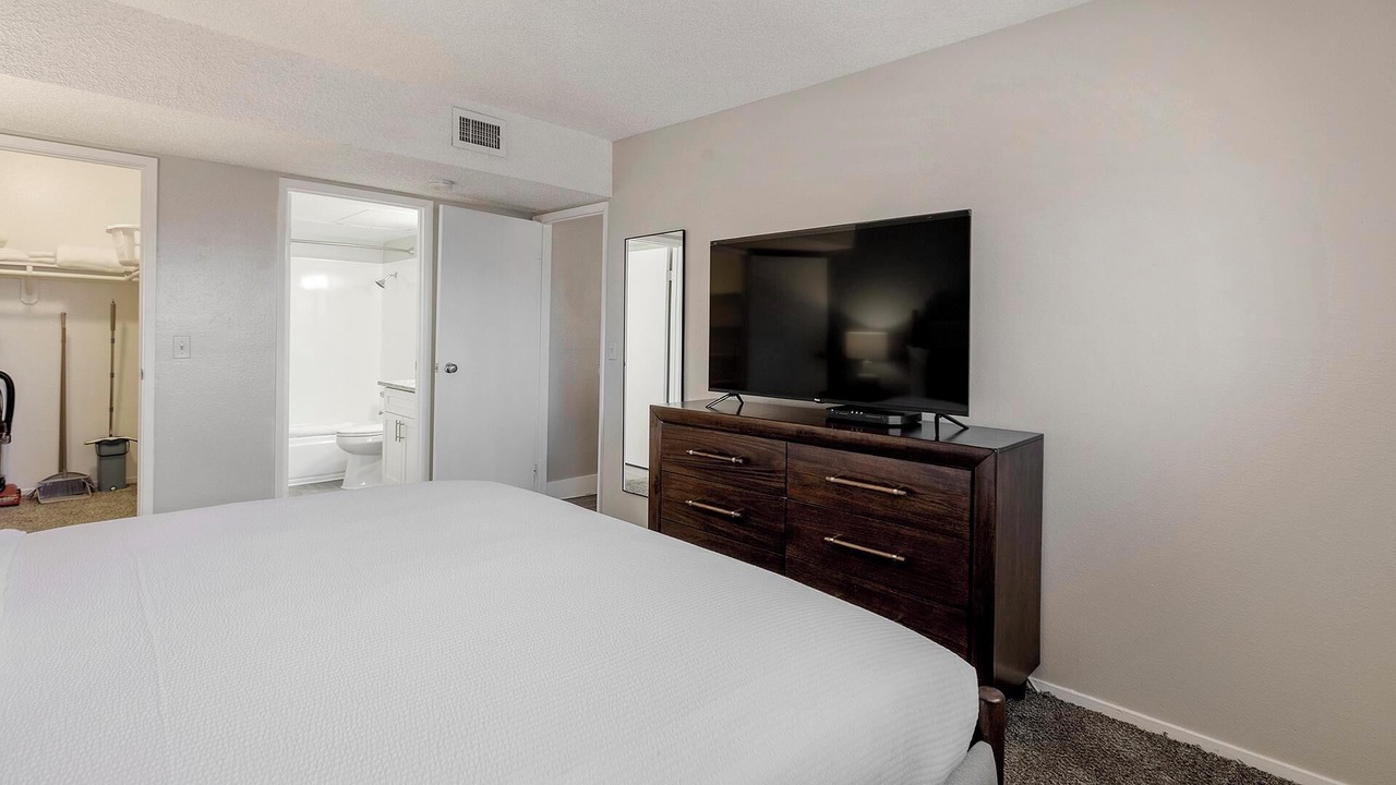 Photo of Bedroom in Rancho Oakey
