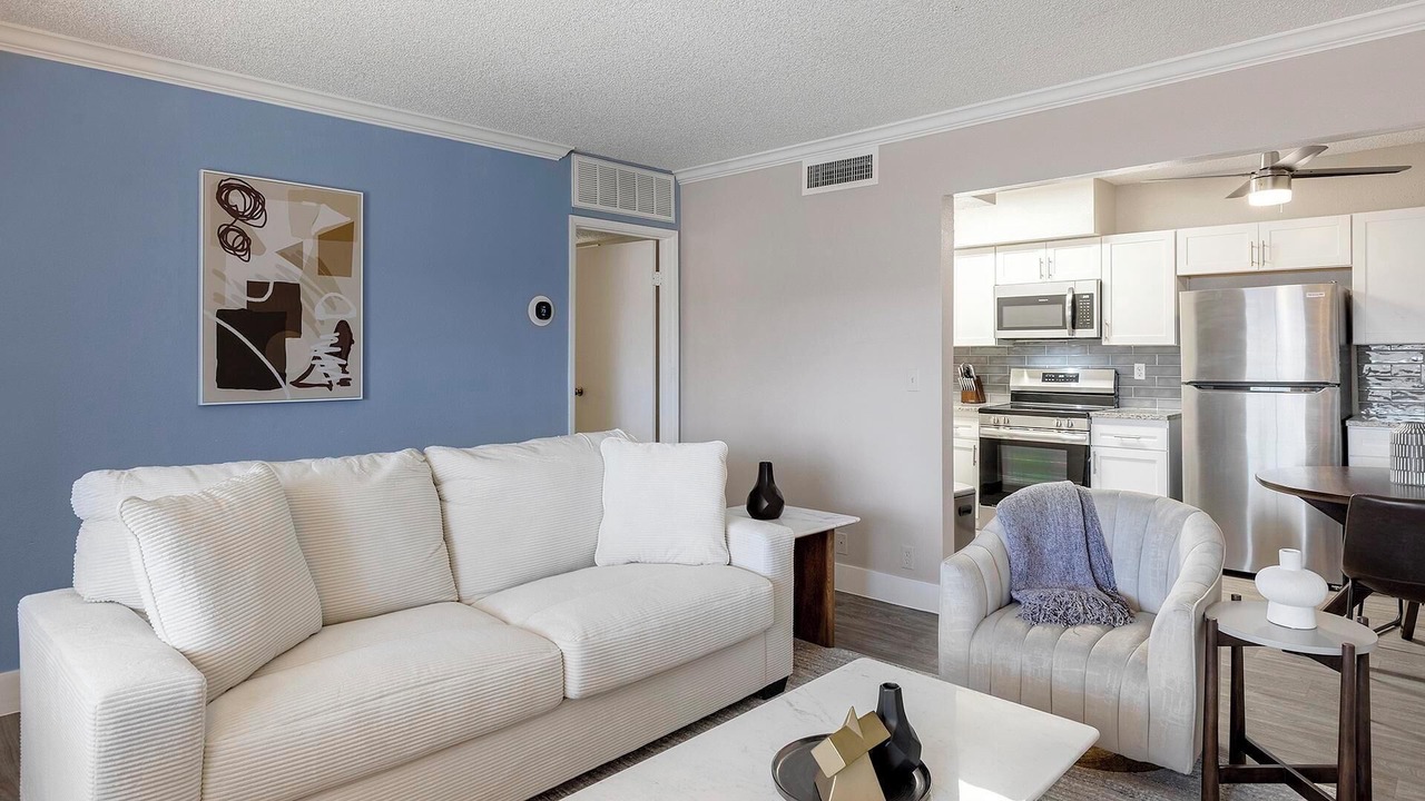 Photo of Livingroom in Rancho Oakey