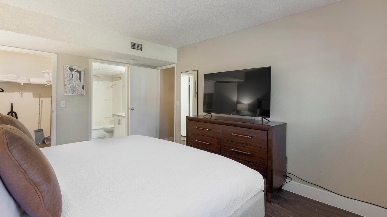 Photo of Bedroom in Rancho Oakey