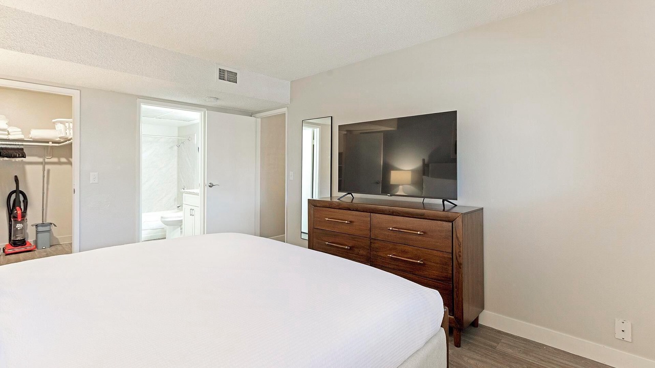 Photo of Bedroom in Rancho Oakey