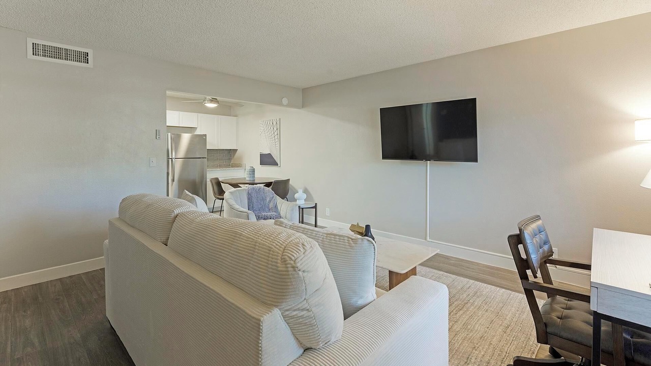 Photo of Livingroom in Rancho Oakey