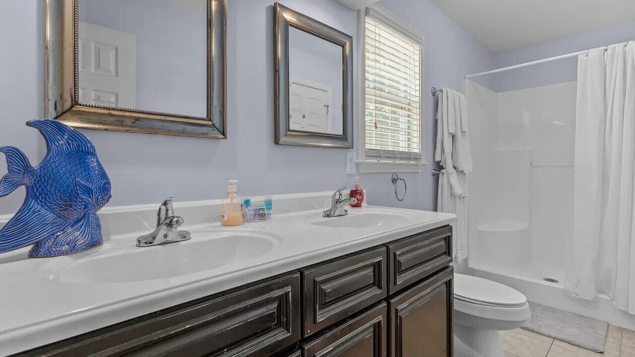 Photo of Bathroom in Dunn