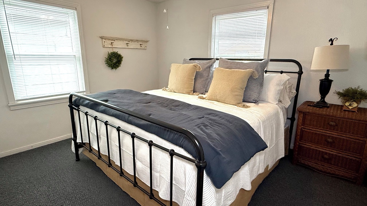Photo of Bedroom in Ponca City
