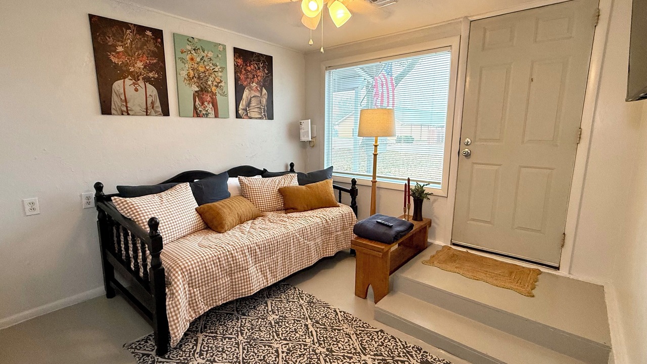Photo of Livingroom in Ponca City
