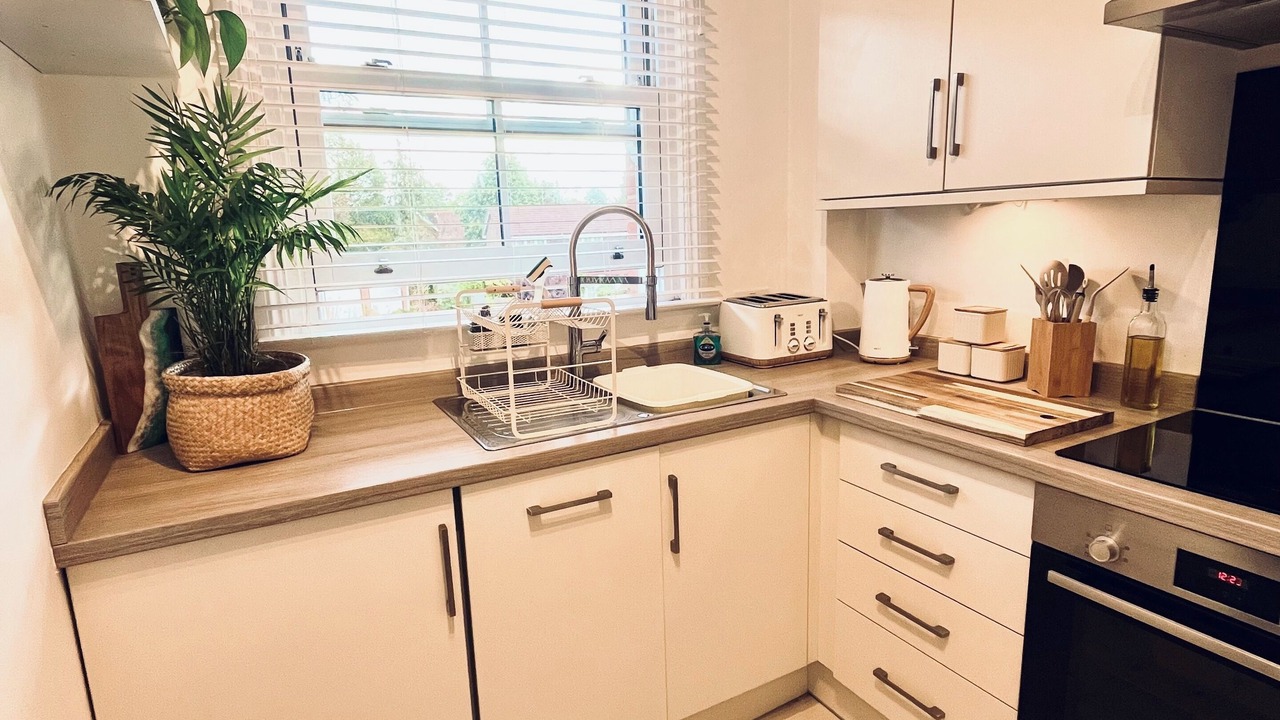 Photo of Kitchen in Mortimer West End