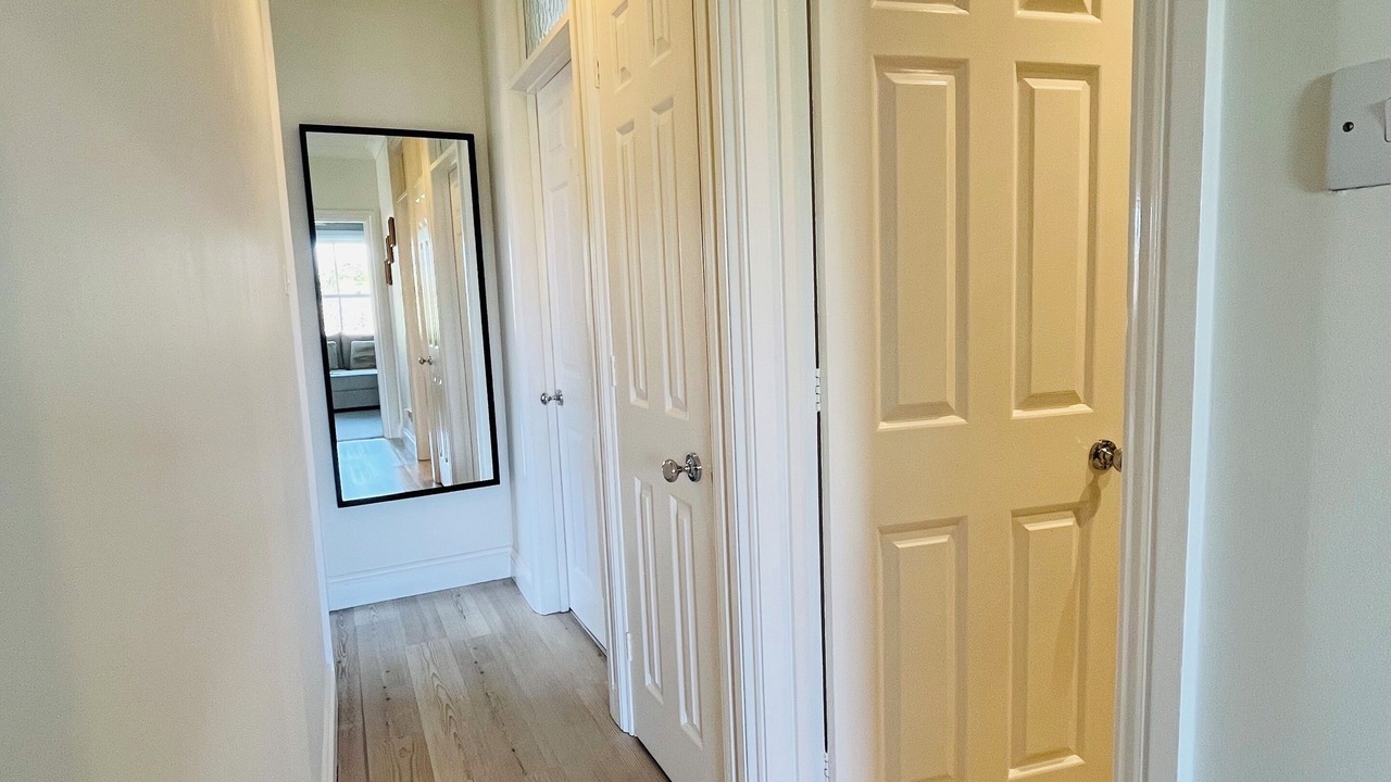 Photo of Others in Mortimer West End