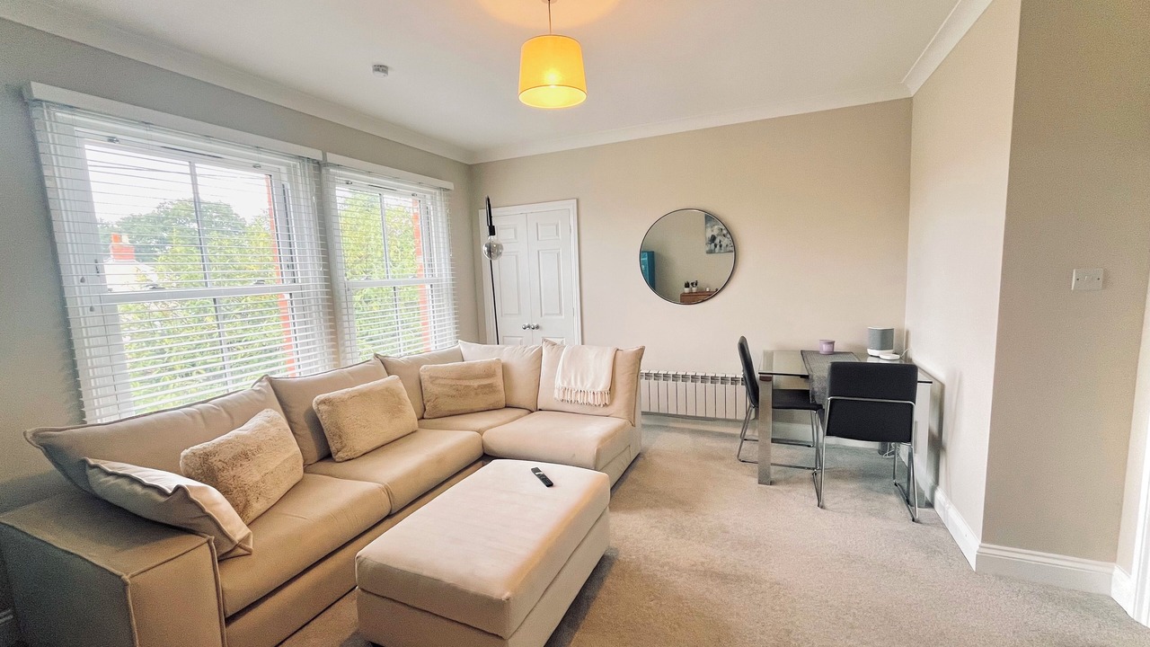 Photo of Livingroom in Mortimer West End