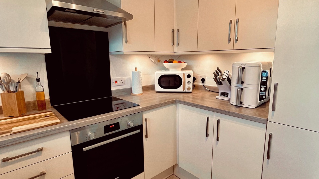 Photo of Kitchen in Mortimer West End