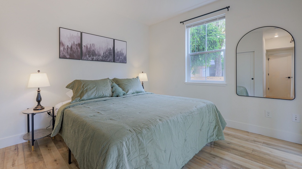 Photo of Bedroom in Brentwood-Darlington