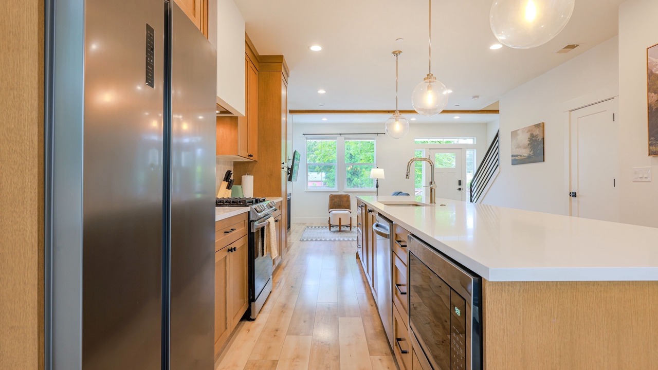 Photo of Kitchen in Brentwood-Darlington