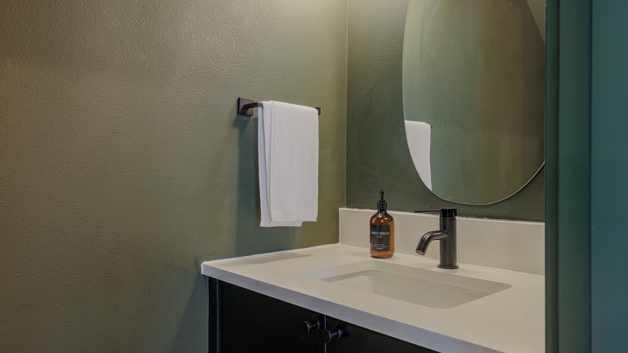 Photo of Bathroom in Brentwood-Darlington