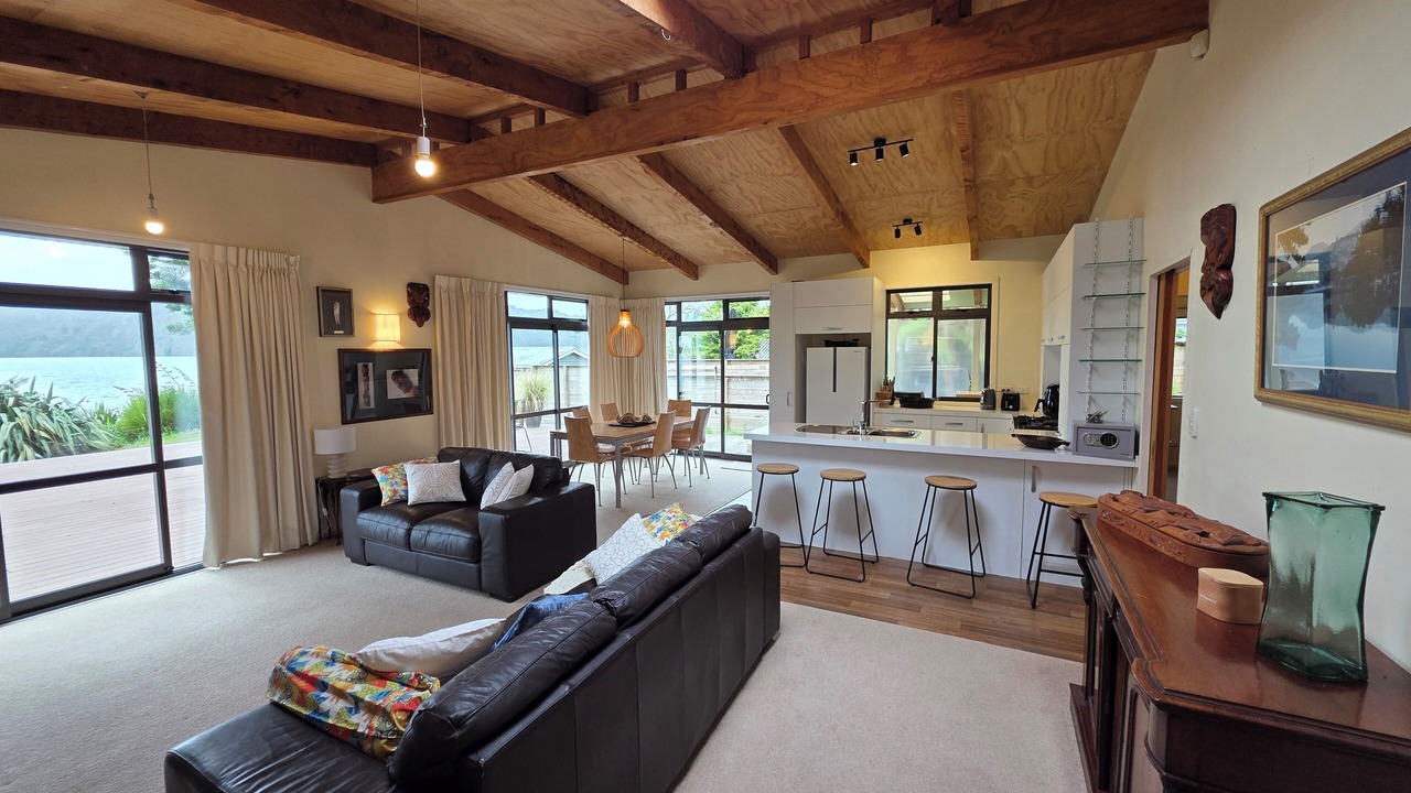 Photo of Livingroom in Rototai