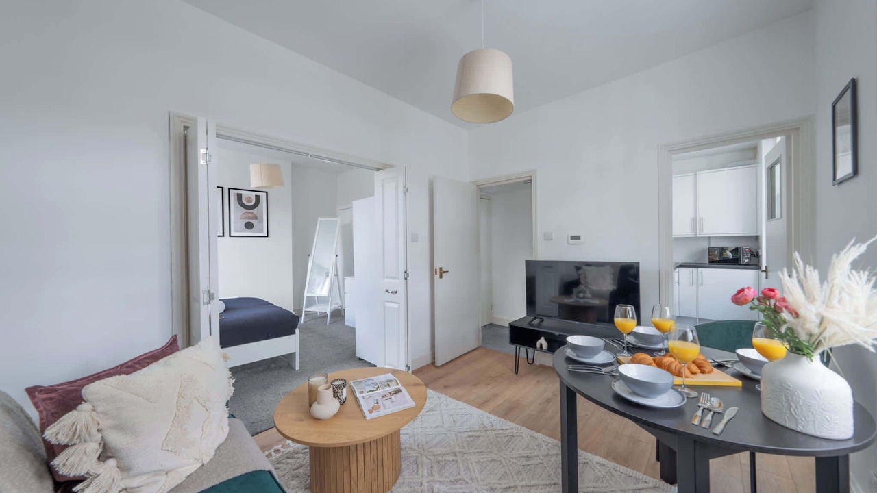 Photo of Others in Fitzrovia