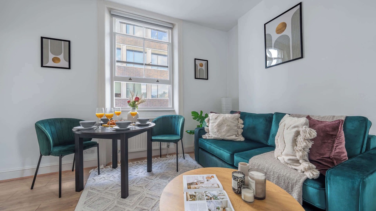 Photo of Others in Fitzrovia