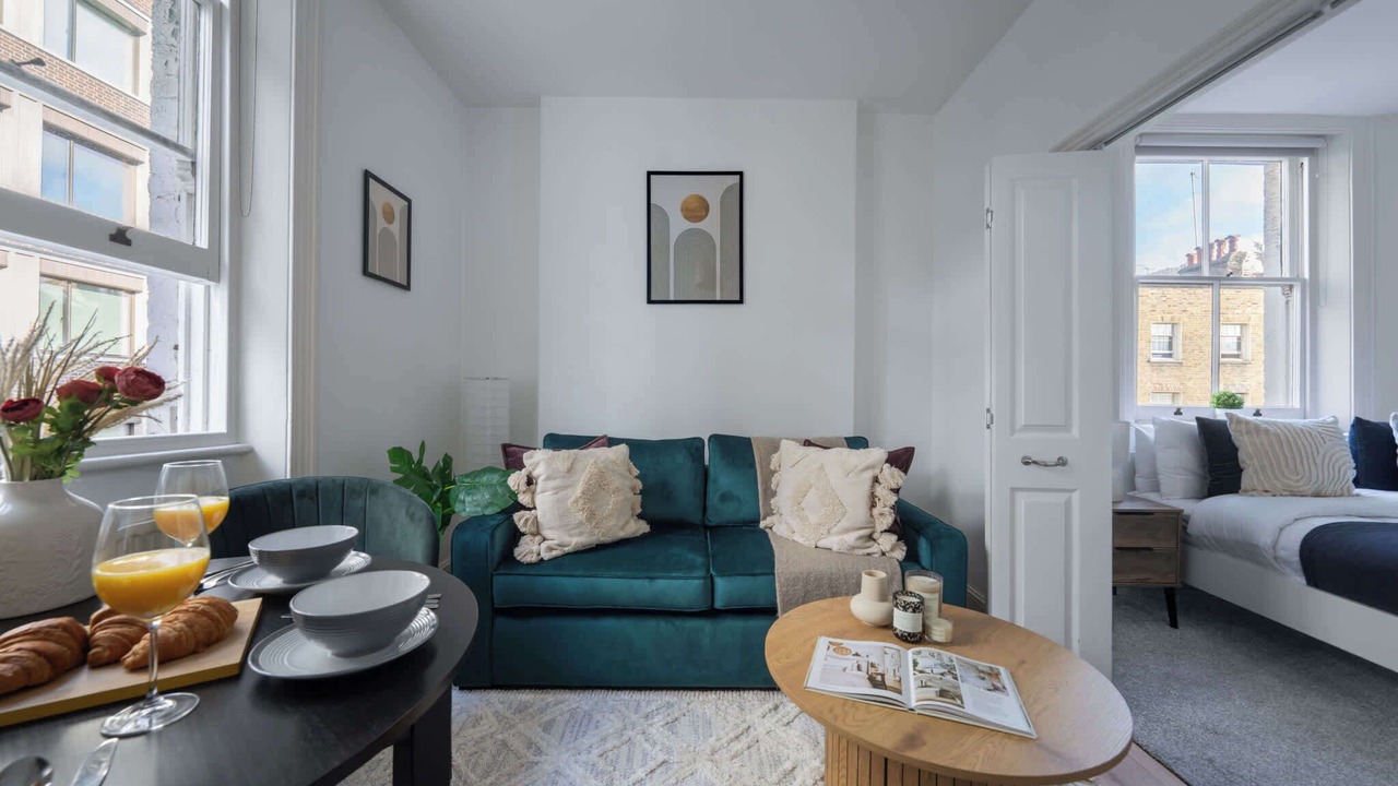 Photo of Others in Fitzrovia