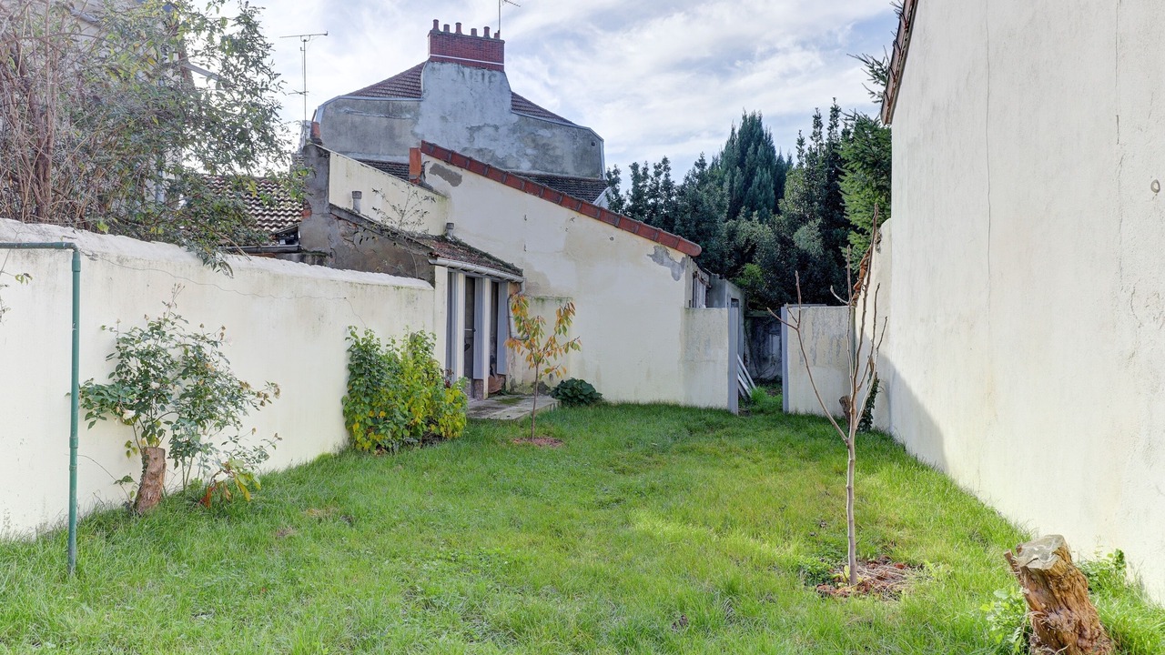 Photo of Outdoor in Montlucon