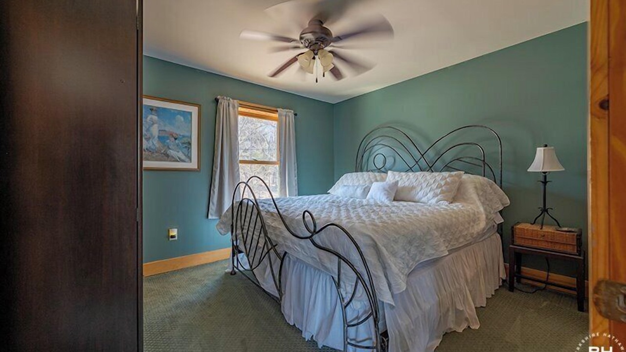 Photo of Bedroom in Lawrenceville