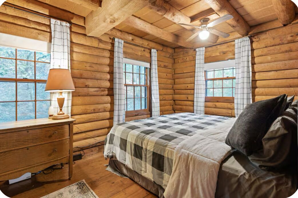 Photo of Bedroom in Gnaw Bone