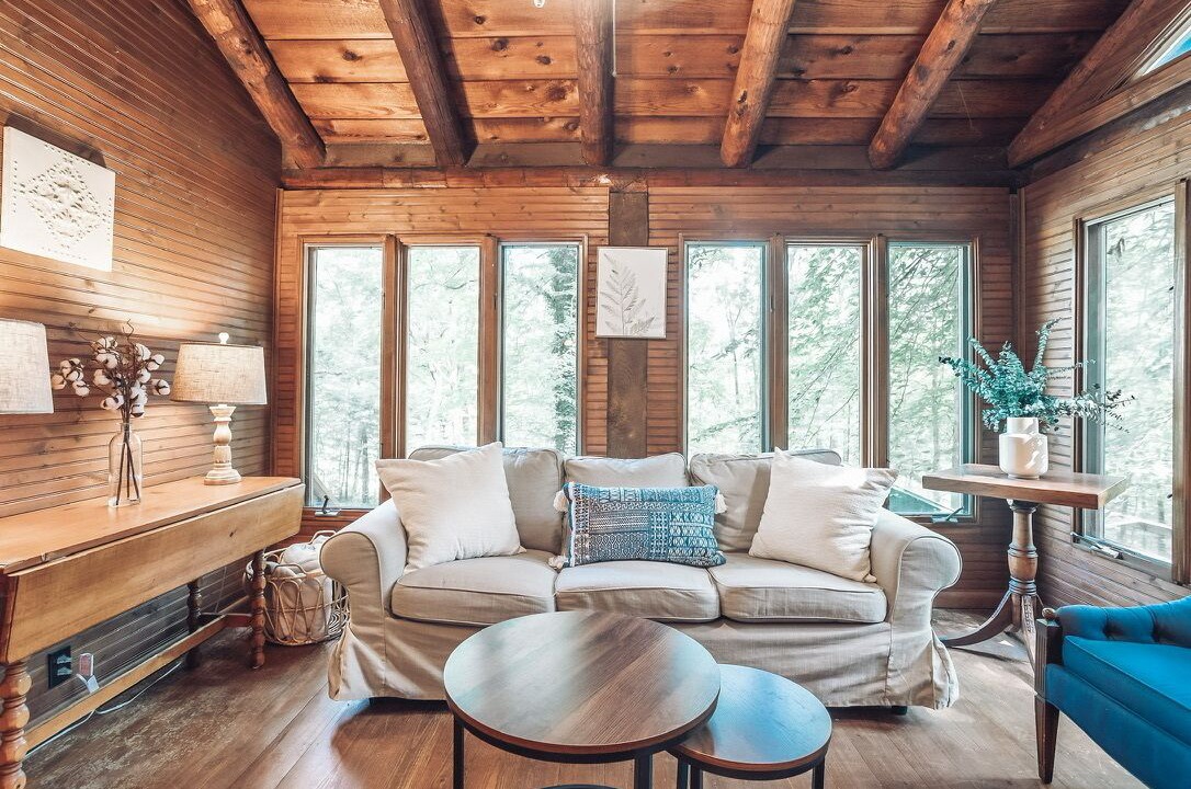Photo of Livingroom in Gnaw Bone