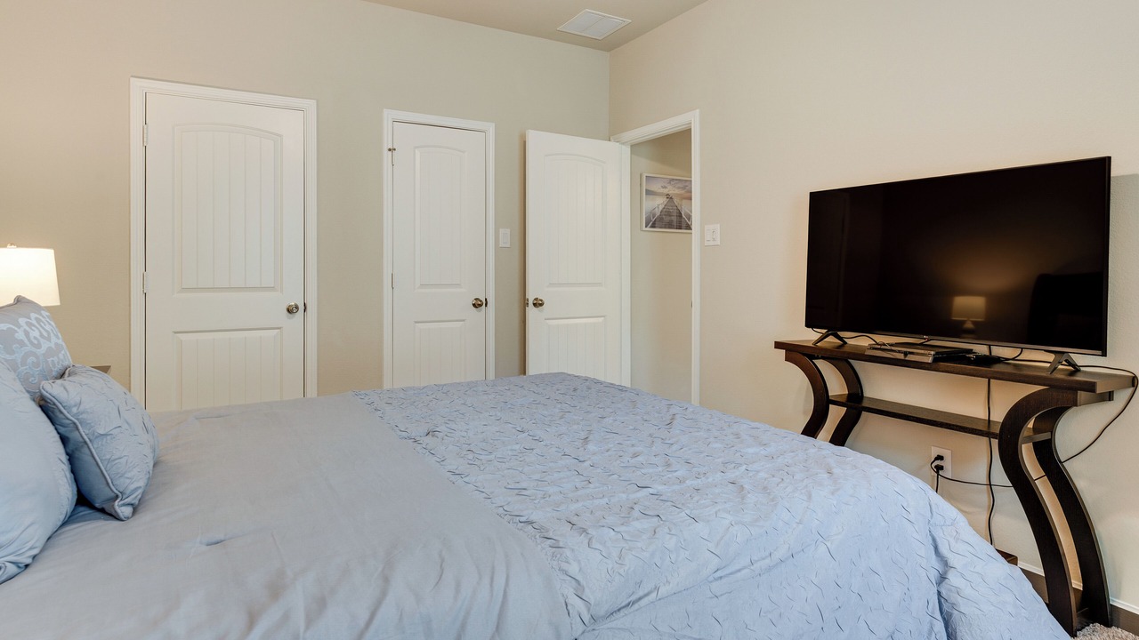 Photo of Bedroom in Walden on Lake Conroe