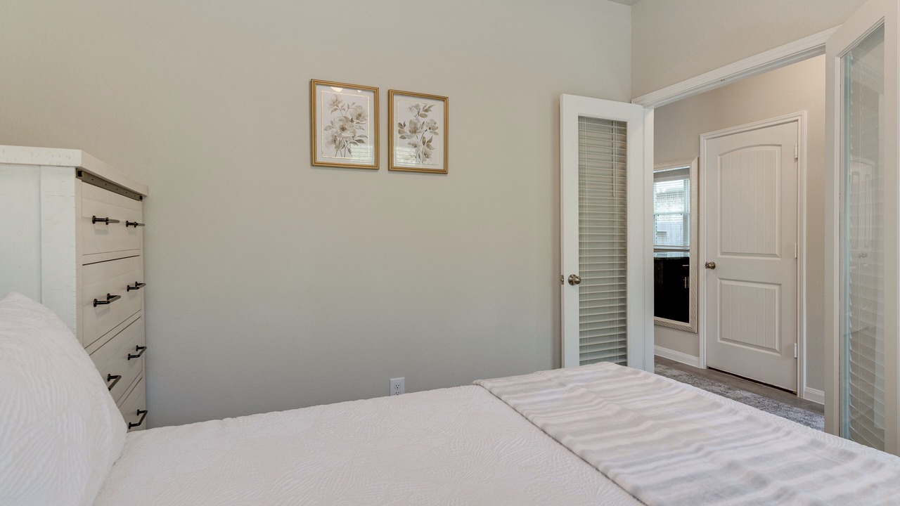 Photo of Bedroom in Walden on Lake Conroe