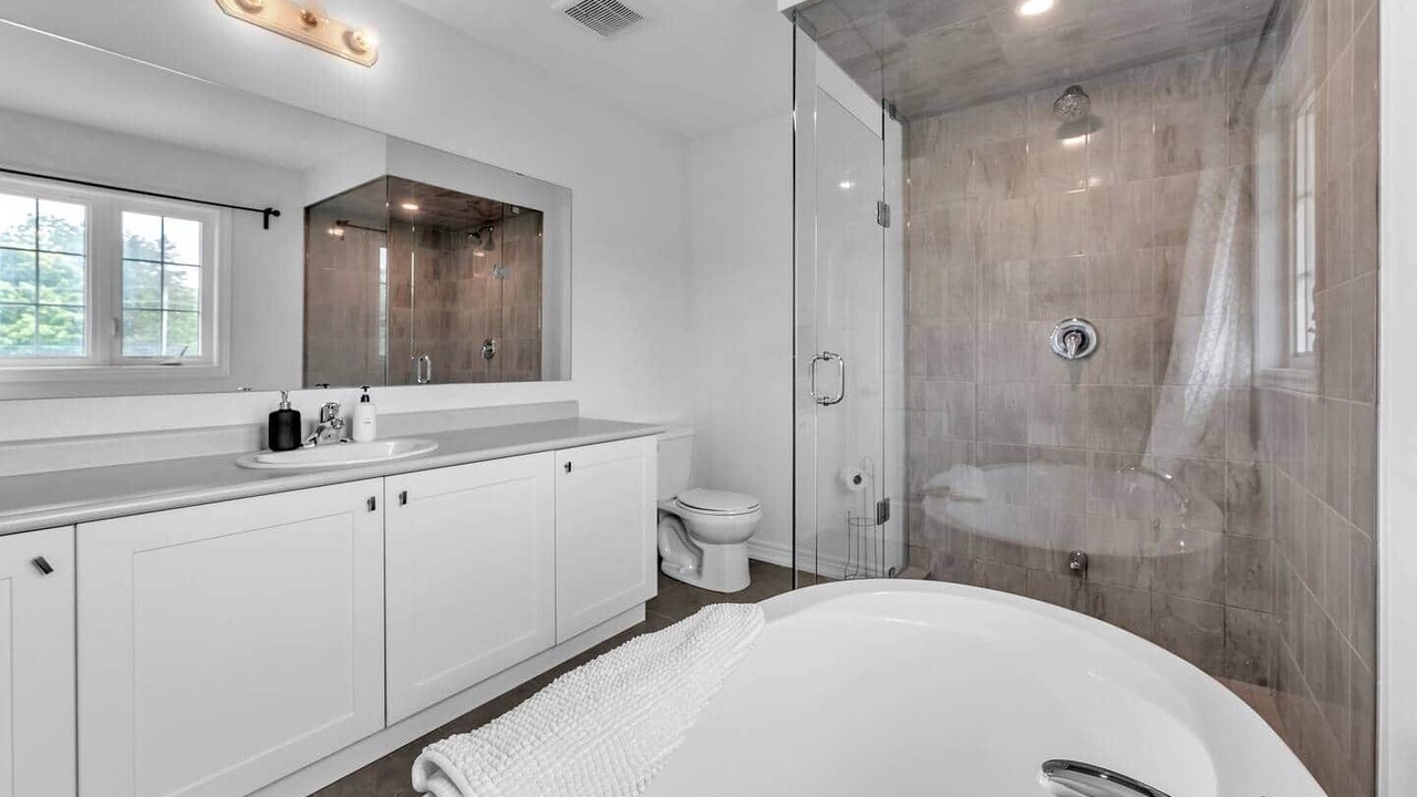 Photo of Bathroom in Carrying Place