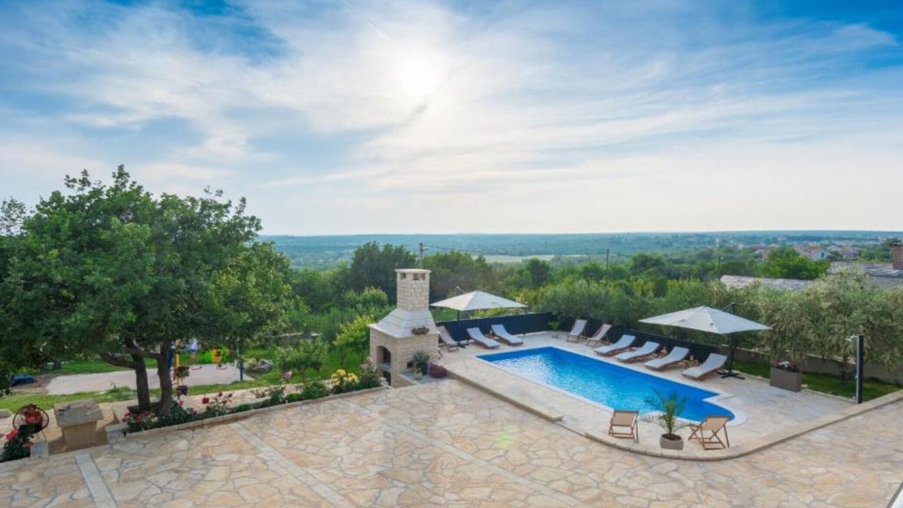 Photo of Outdoor in Lisicici