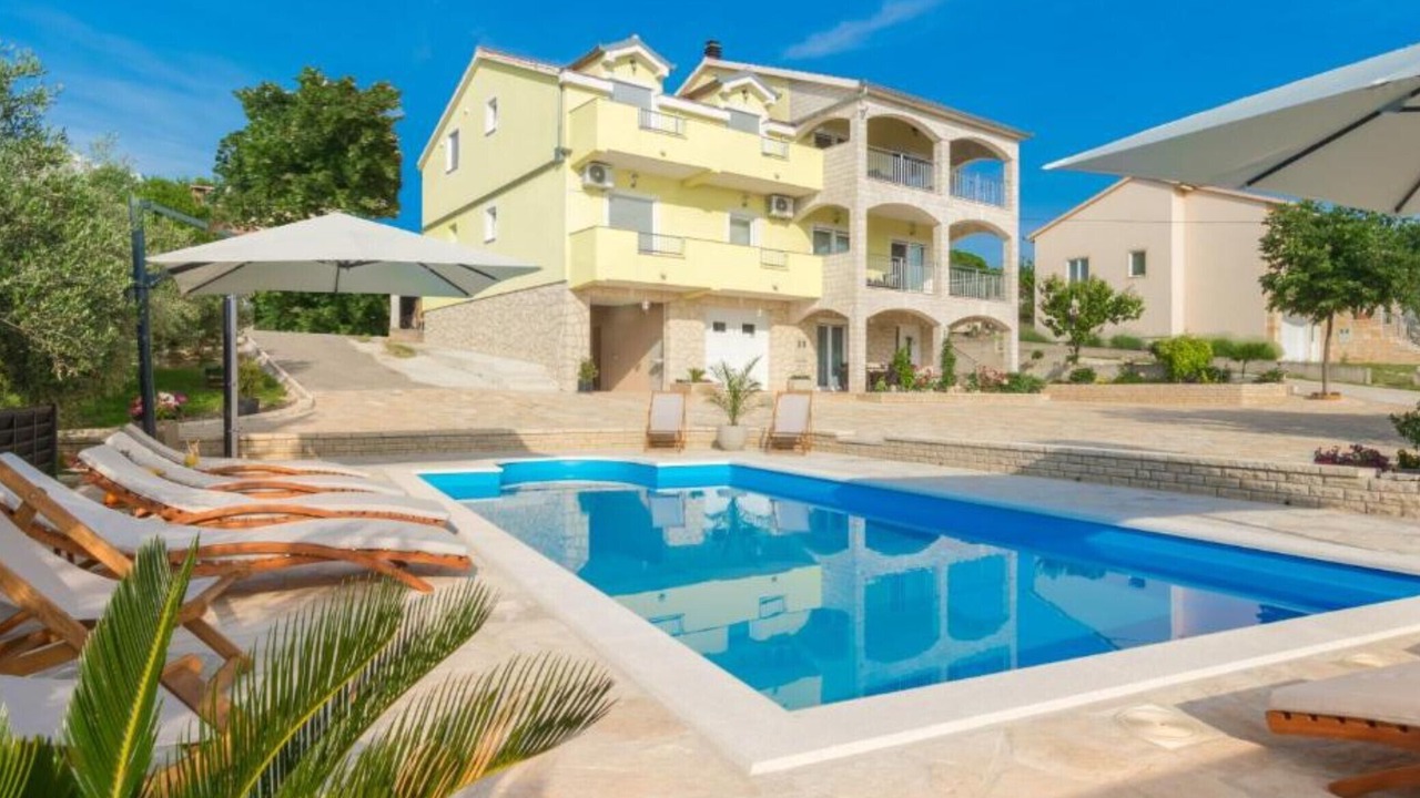 Photo of Outdoor in Lisicici