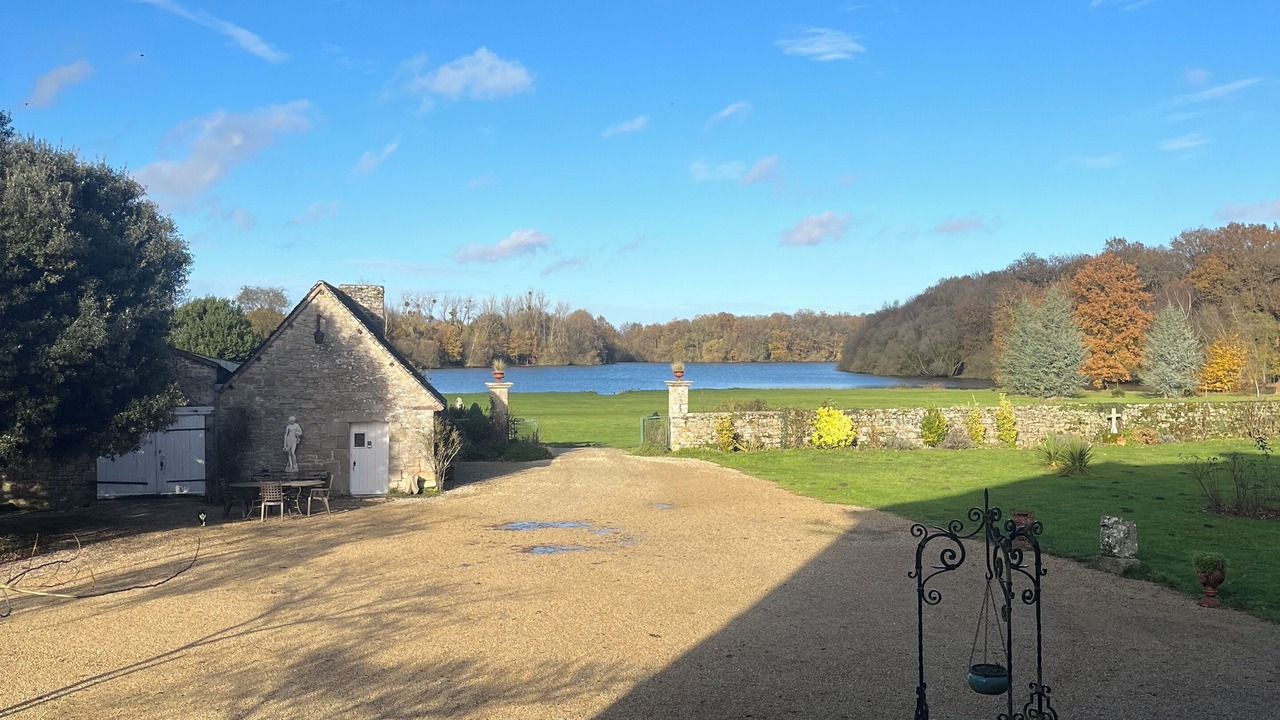 Photo of Outdoor in Languedias