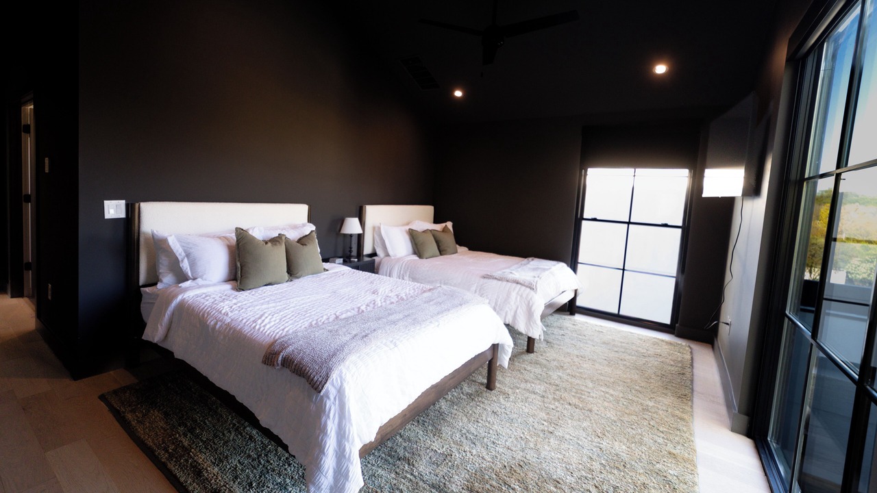 Photo of Bedroom in Greater South River City