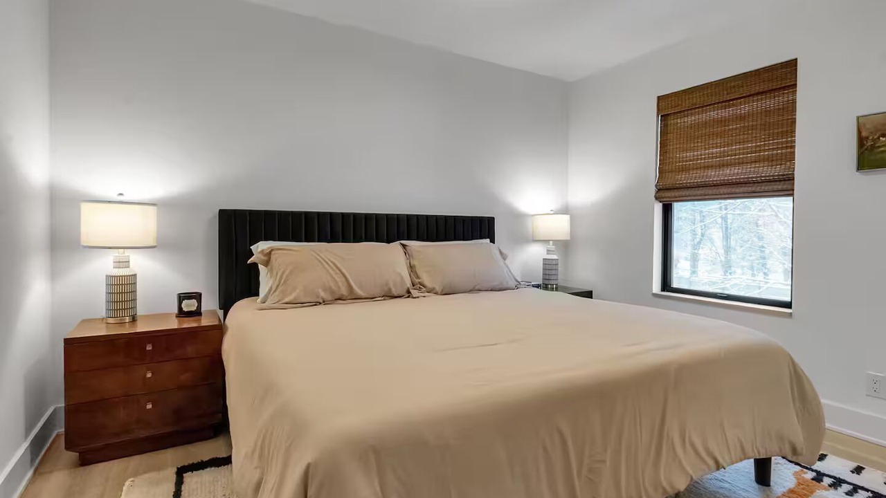 Photo of Bedroom in East Aurora