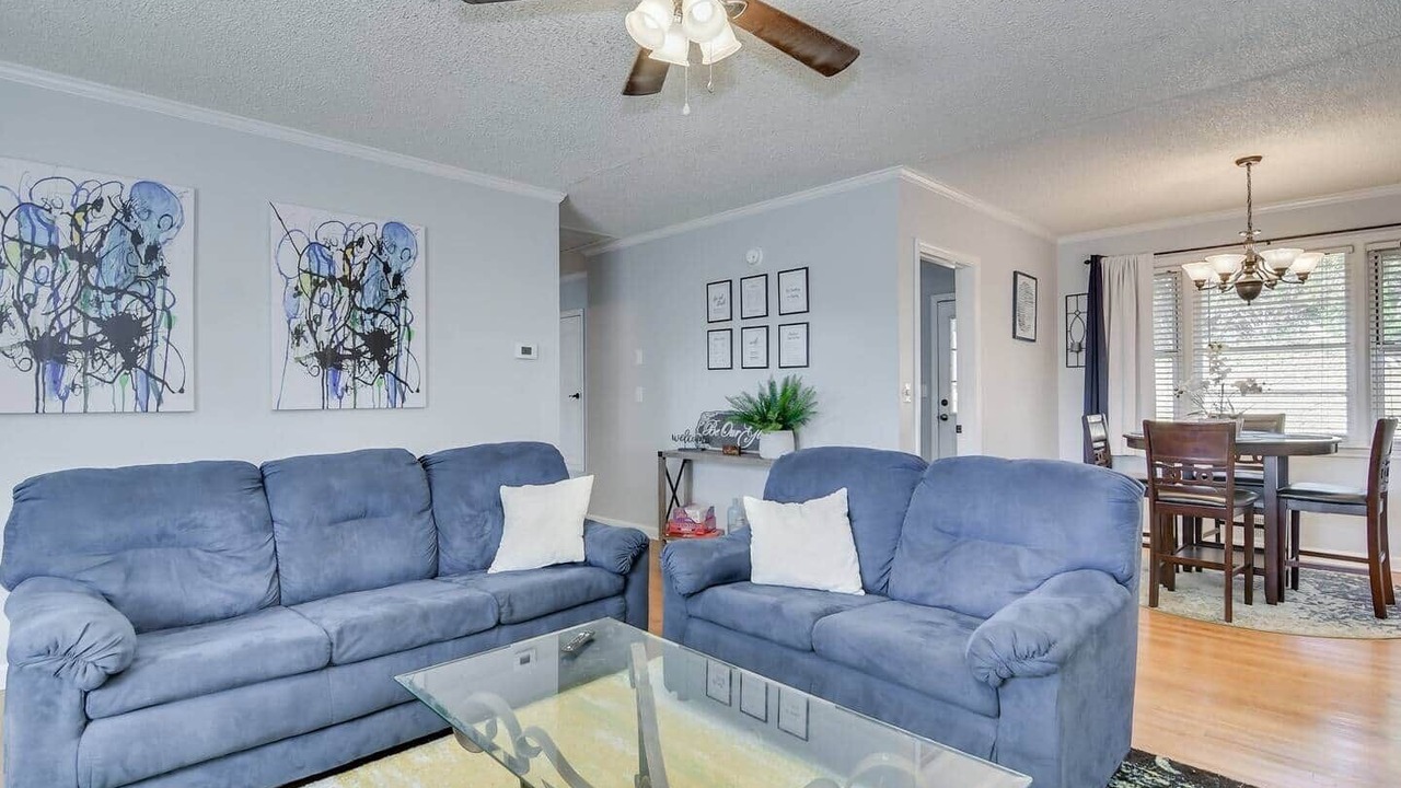 Photo of Livingroom in National Hills