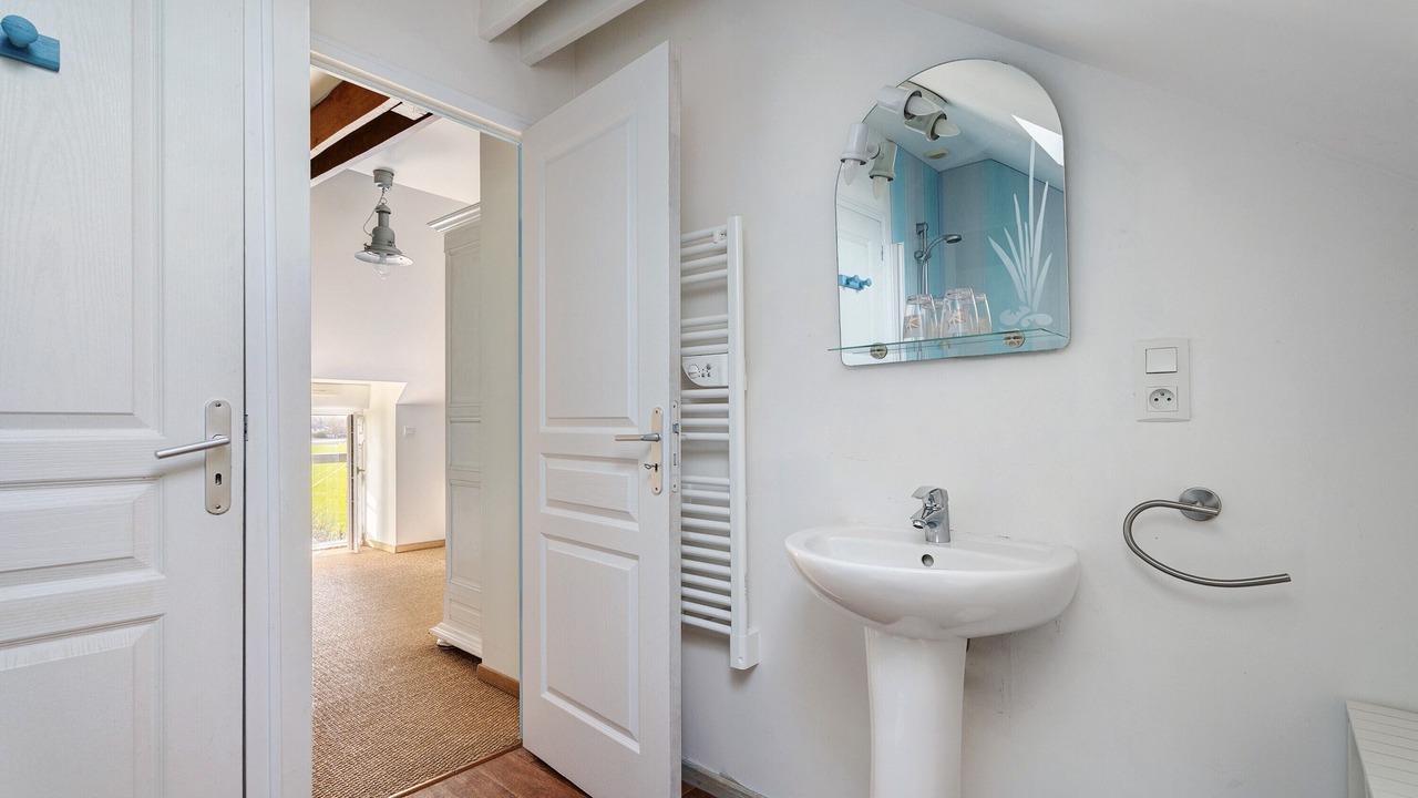 Photo of Bathroom in Mont-Dol
