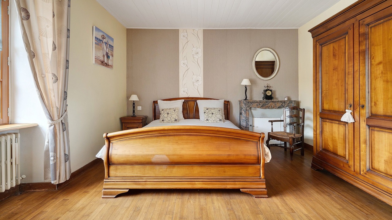 Photo of Bedroom in Mont-Dol