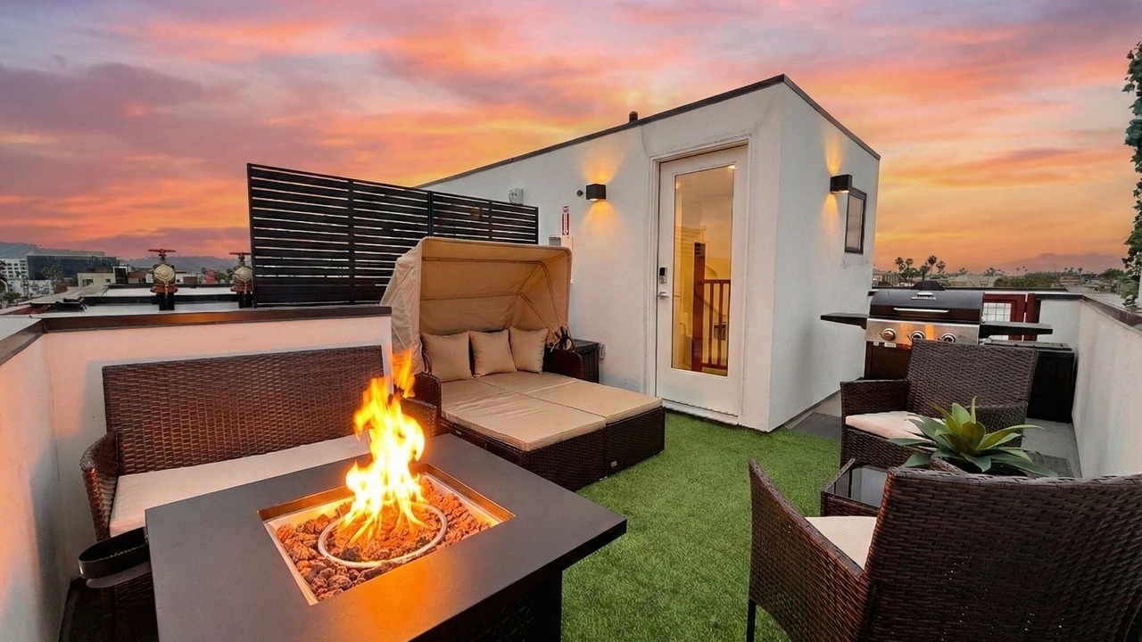 Photo of Patio Balcony in NoHo Arts District