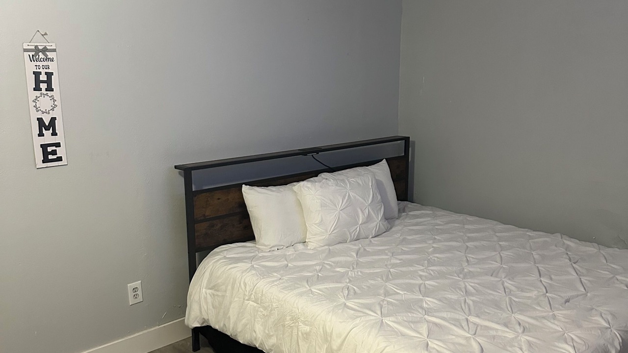 Photo of Bedroom in Miami Gardens