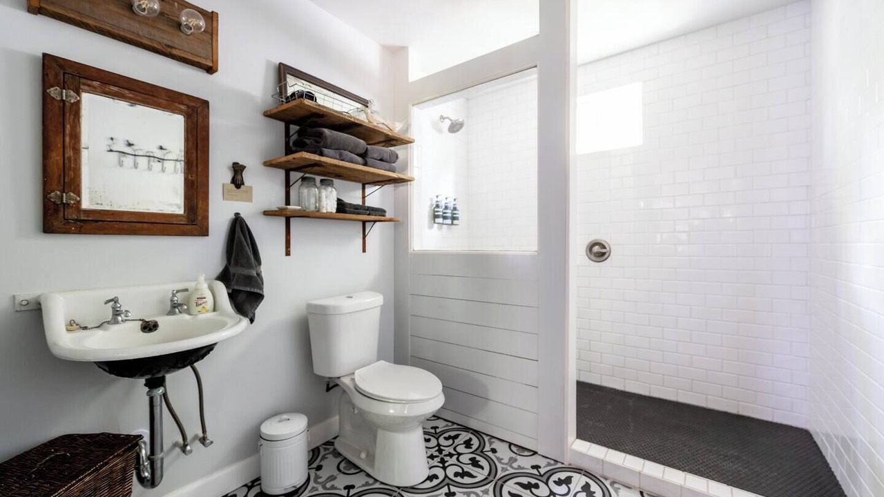 Photo of Bathroom in Burton