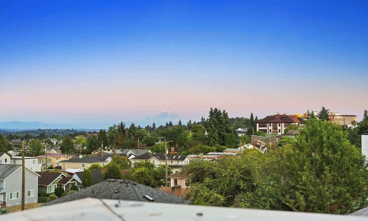 Photo of Others in North Beacon Hill