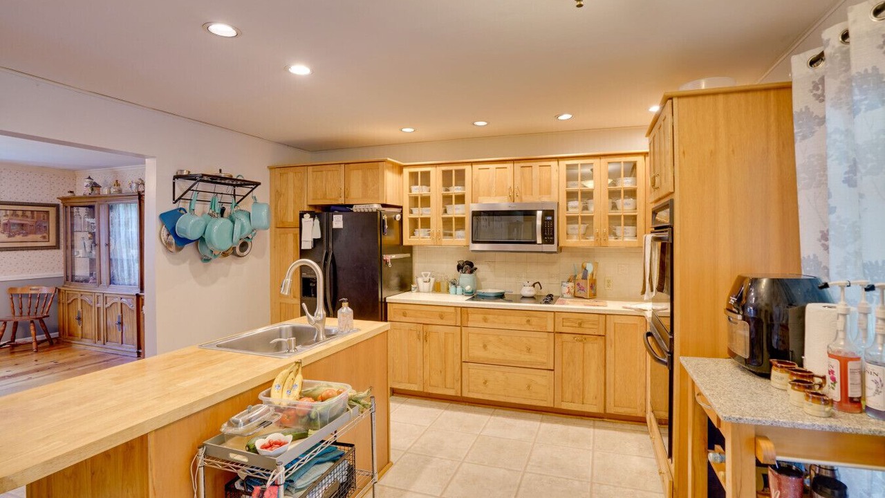 Photo of Others in Pittsfield