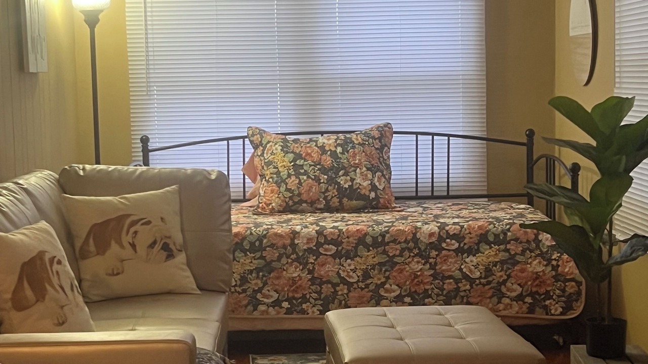Photo of Livingroom in Cherry Valley