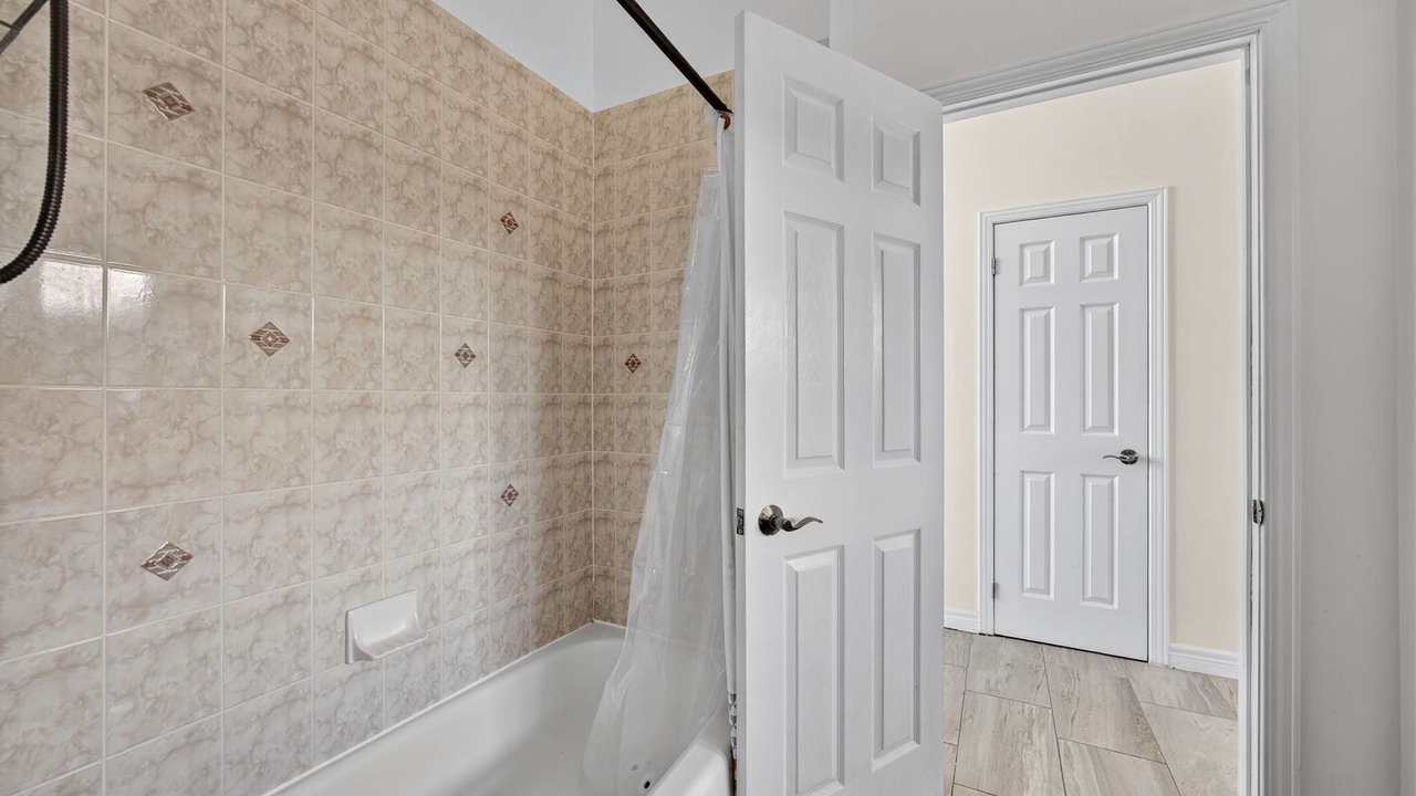 Photo of Bathroom in Oro-Medonte