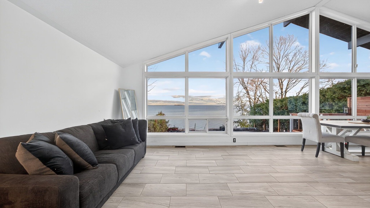 Photo of Livingroom in Oro-Medonte