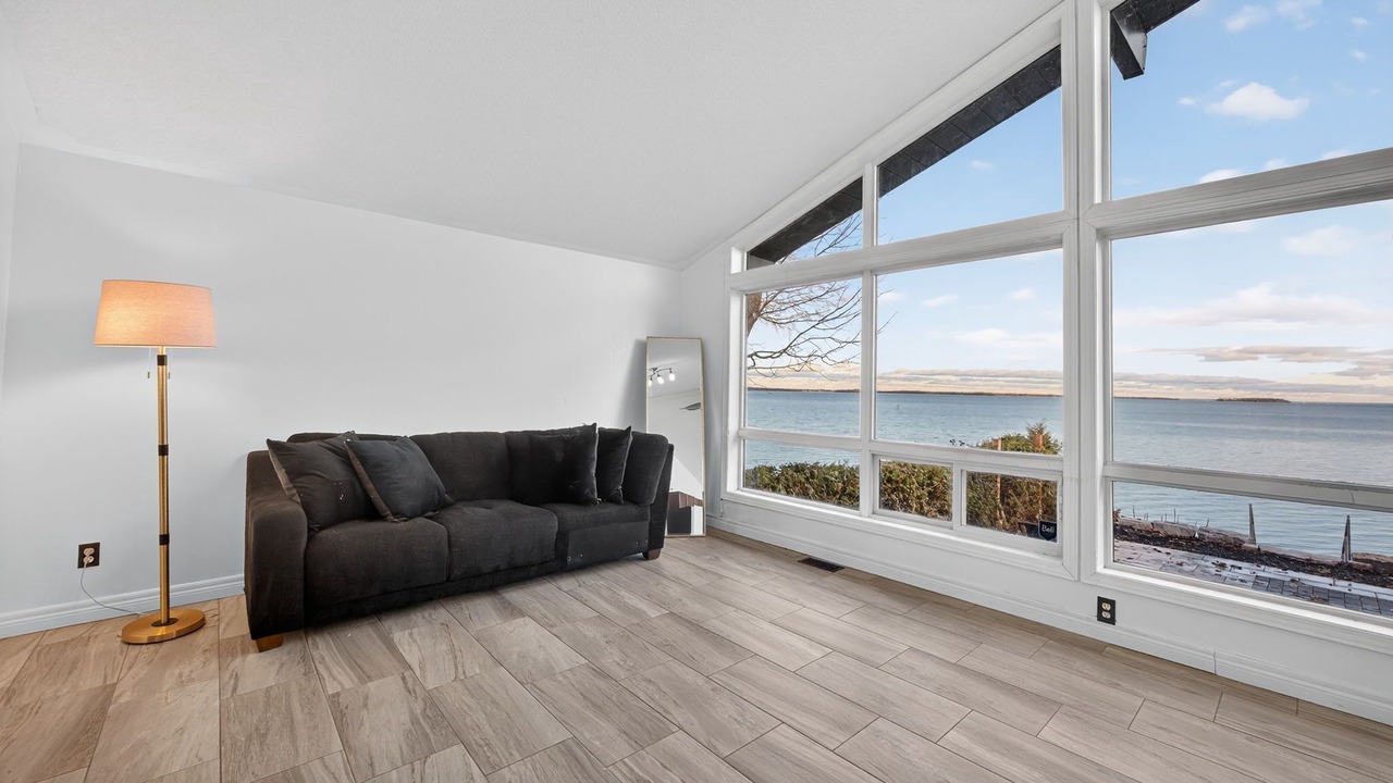 Photo of Livingroom in Oro-Medonte