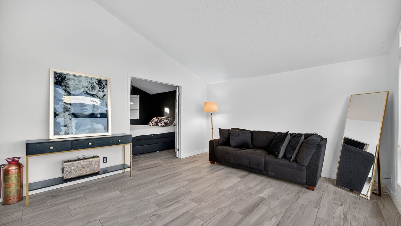 Photo of Livingroom in Oro-Medonte