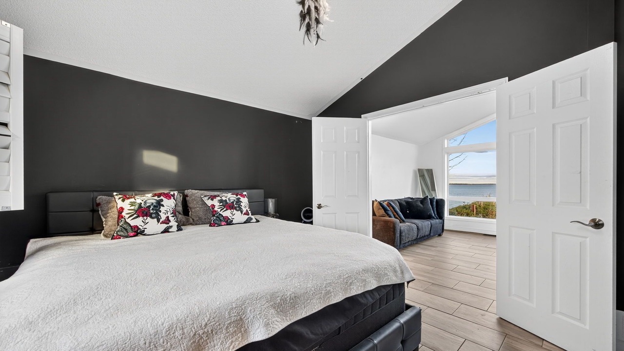Photo of Bedroom in Oro-Medonte