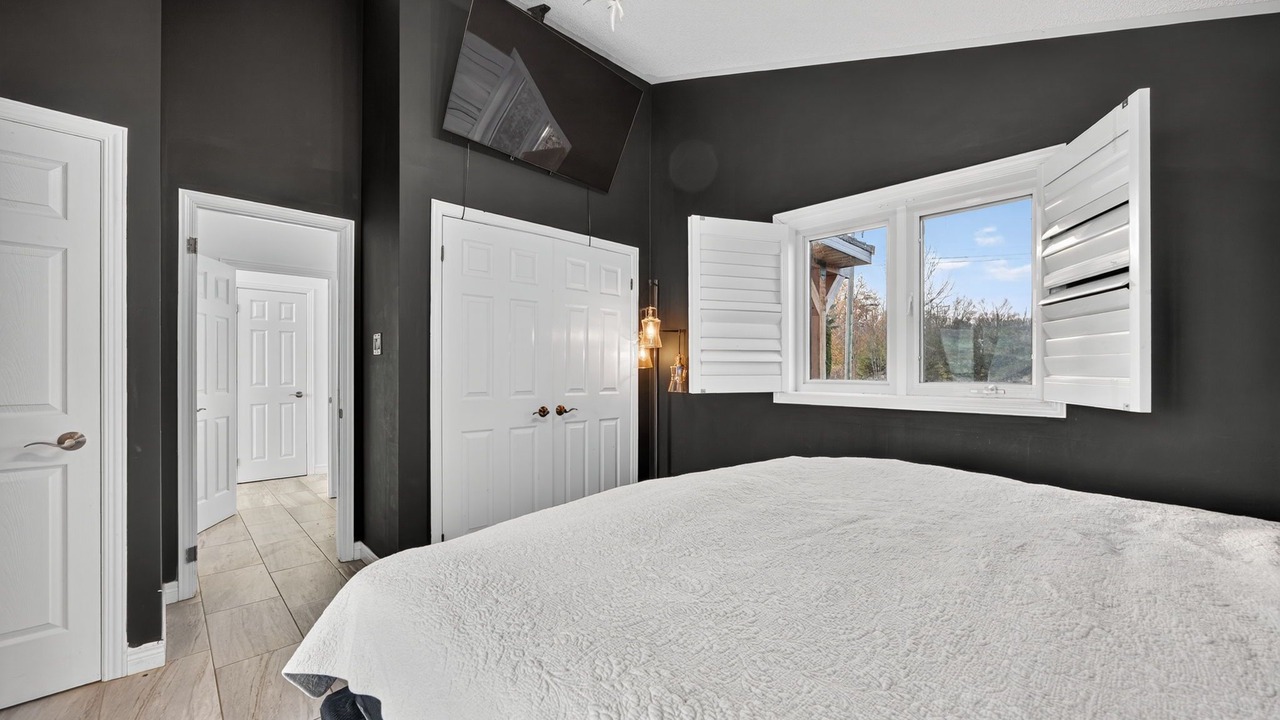 Photo of Bedroom in Oro-Medonte