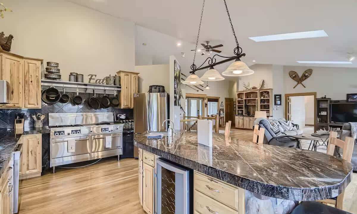 Photo of Kitchen in Black Hawk