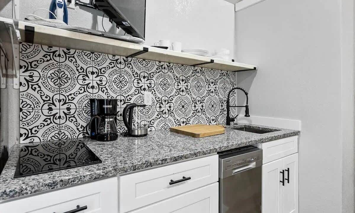 Photo of Kitchen in Regis